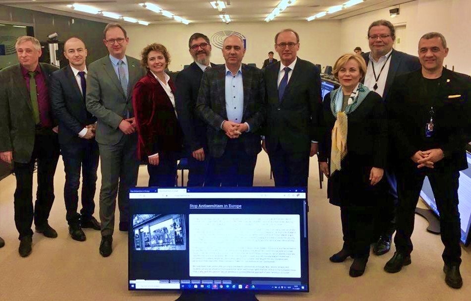 Launch of online petition against antisemitism in Europe